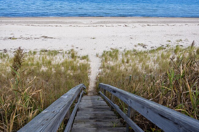 Building Photo - 3 Bemis Rd