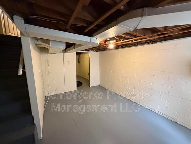 Building Photo - 3844 Elmley Ave