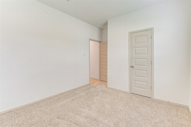 Building Photo - 7319 Sunset Crk Dr