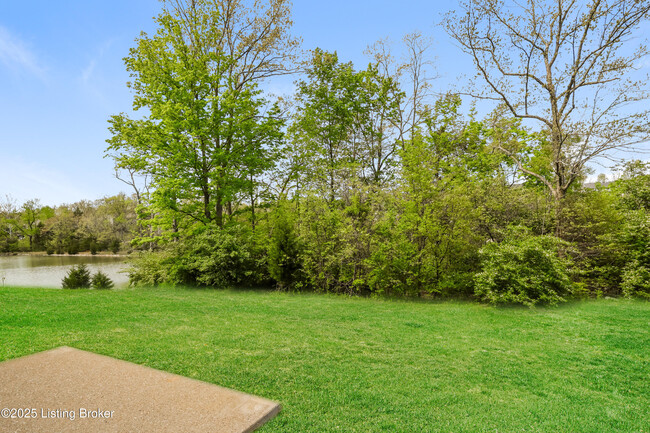 Building Photo - 7907 Cascade Falls Cove