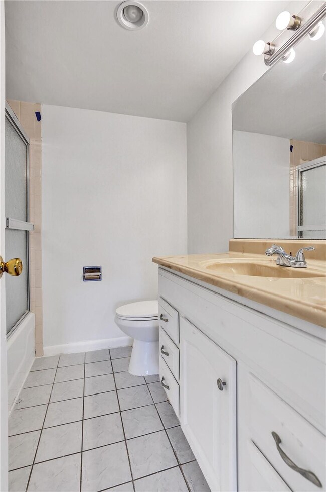 Building Photo - 9273 SW 8th St