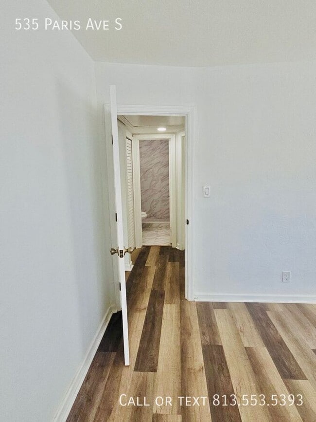 Building Photo - 535 Paris Ave S