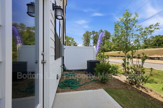 Building Photo - 2308 Oakwood Mdws Ct