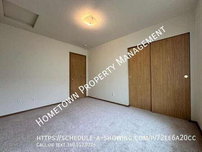 Building Photo - 8142 Westcott Ln SE