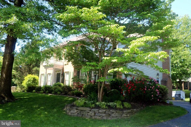 Building Photo - 9700 Braided Mane Ct