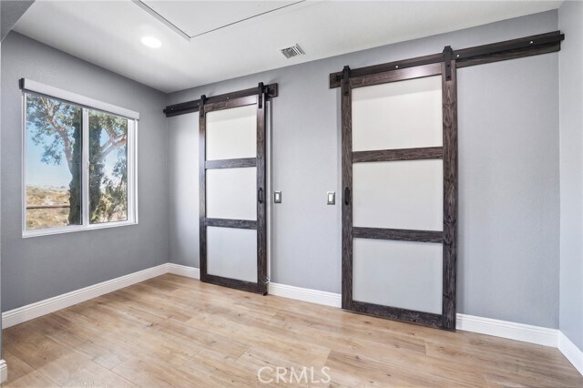 Building Photo - 52 Touraine Pl