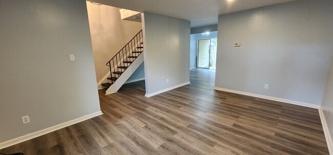 Living Room - 5620 Colter Ct