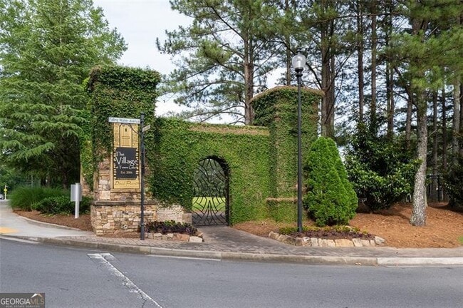 Building Photo - 717 Stickley Oak Way