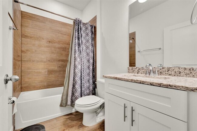 Building Photo - 437 Cinnamon Dr