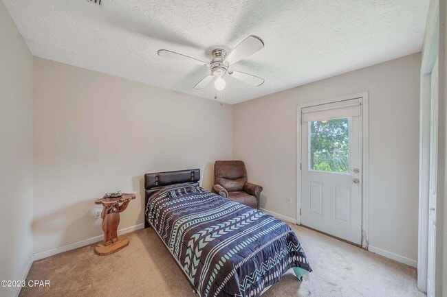 Building Photo - Coming Soon ______Available on November 20th. Furnished 2 bedroom home in Palm Cove Community