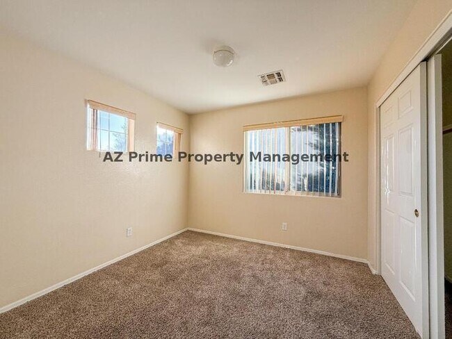 Building Photo - 6874 W Blackhawk Dr