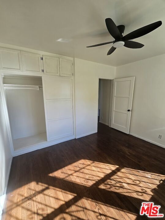 Building Photo - 3311 1/2 W 78th St