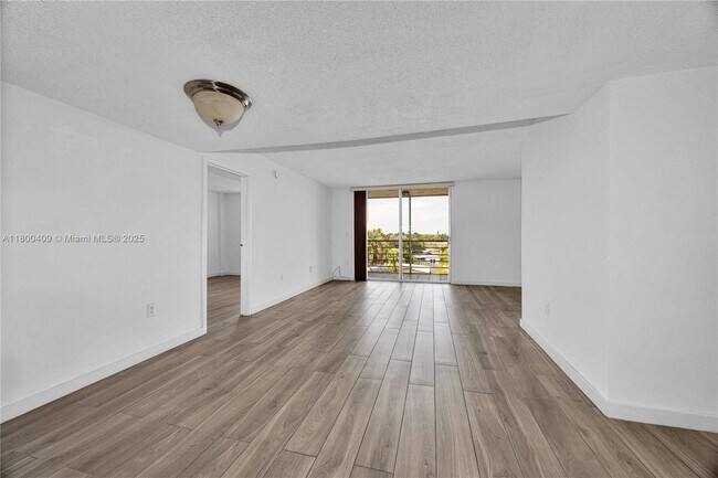 Building Photo - 14180 SW 84th St