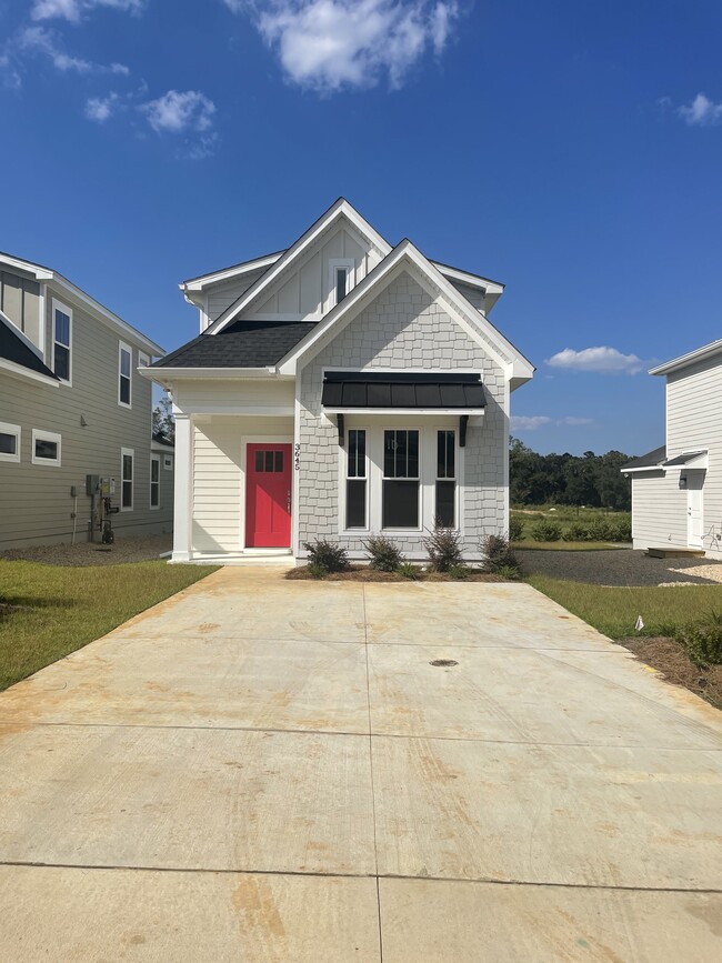 Building Photo - 3645 Meadow Hill Rd
