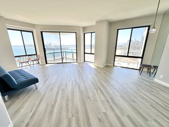 Building Photo - Oceanfront High-Rise Living – Stunning 1BR w/ Panoramic Views & Resort Amenities