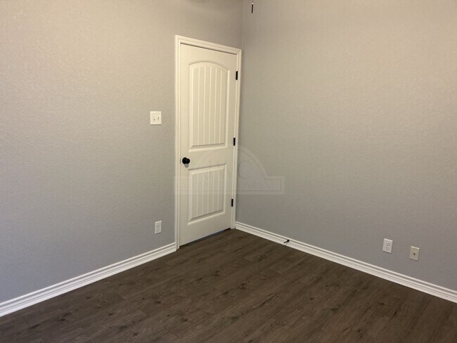 Building Photo - 1604 Granex Dr