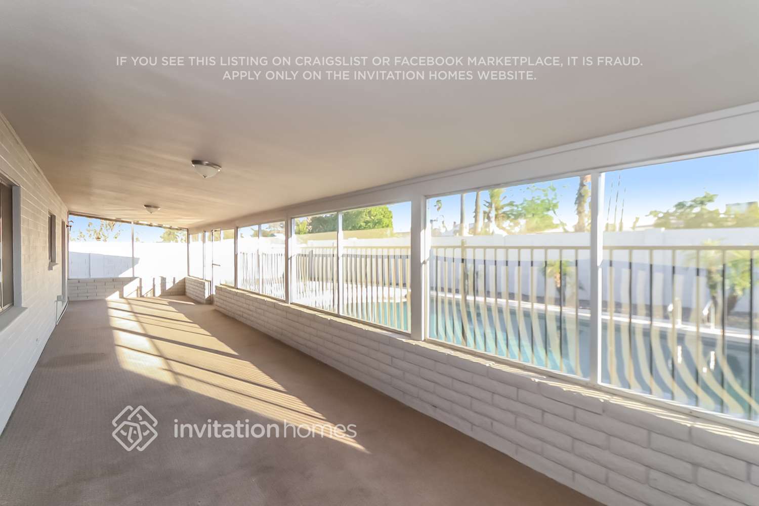 Building Photo - 3039 E Dahlia Dr