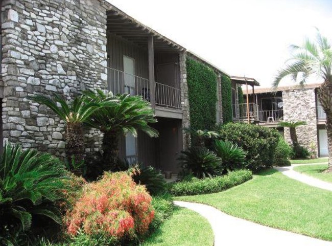 Building Photo - Fort Crockett Apartments