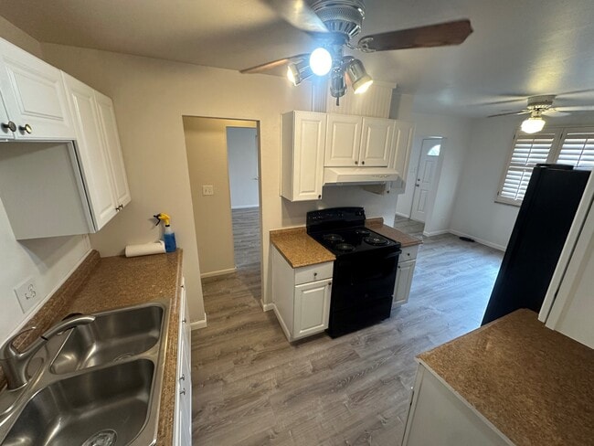 Building Photo - 4638 Swadley St