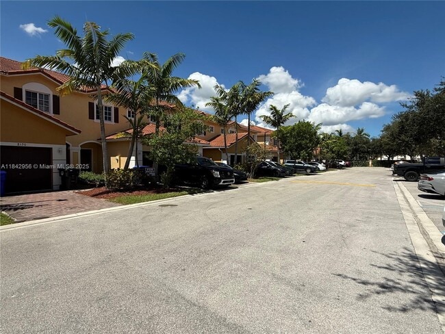 Building Photo - 8132 SW 17th Ct