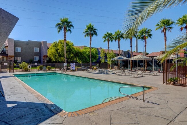 Building Photo - GATED COMMUNITY CONDO WITH BRAND NEW UPGRADES THROUGHOUT