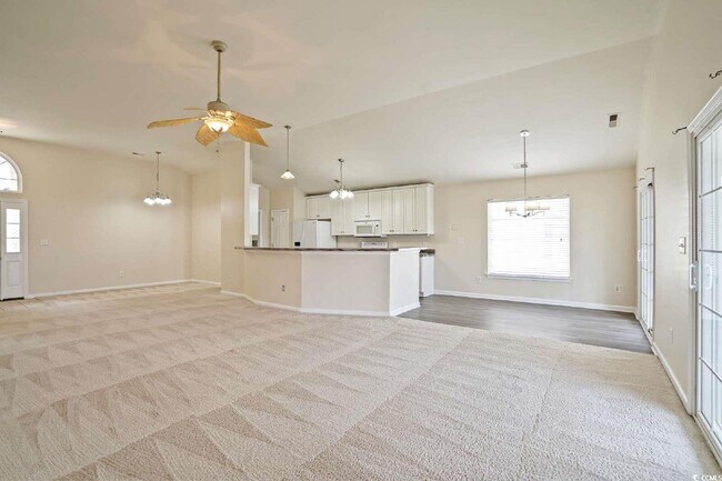 Building Photo - 3096 Rockwater Cir