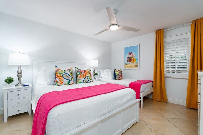 Building Photo - 149 Beachcomber St