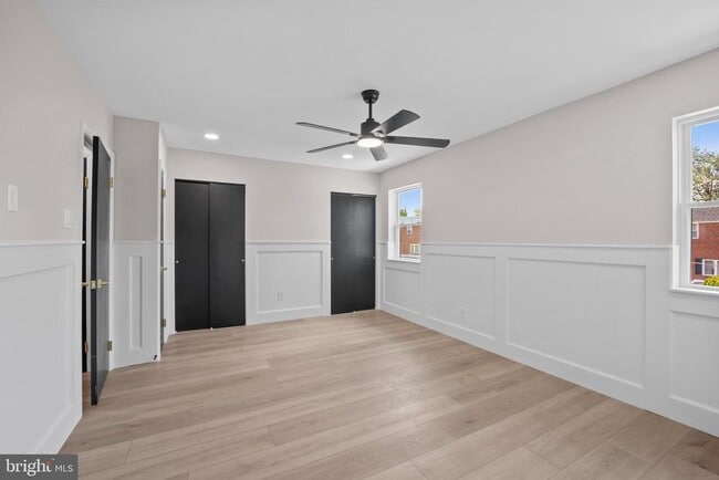 Building Photo - 857 Green Valley Dr