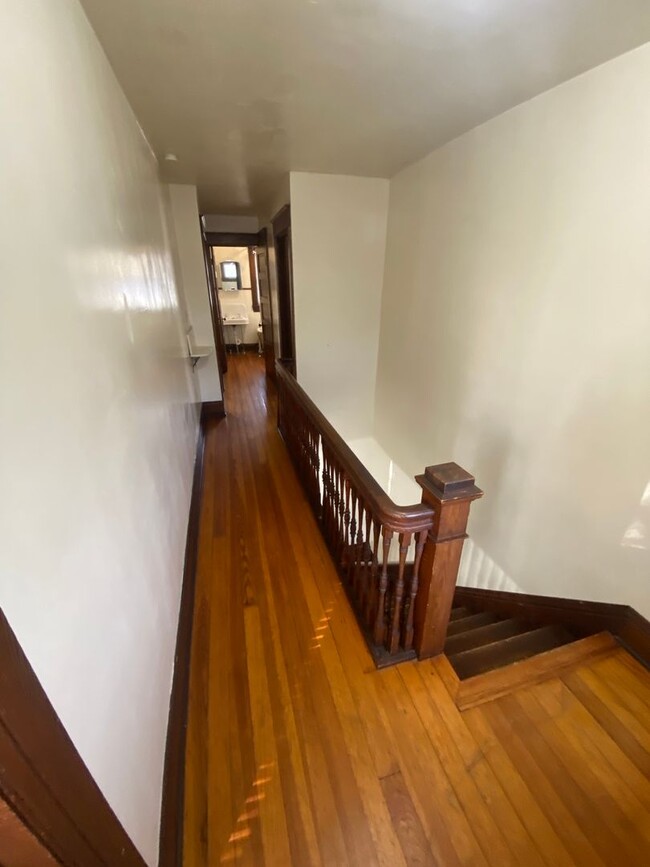 Building Photo - Charming 4-Bedroom Historic Home Near Downtown!