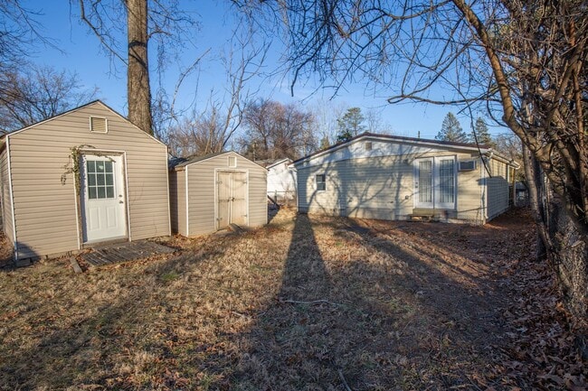 Building Photo - 2 Bed/2 Bath Single Family Home in Harpers...