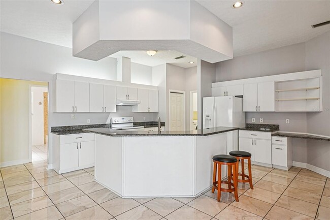 Building Photo - 918 Academy Dr