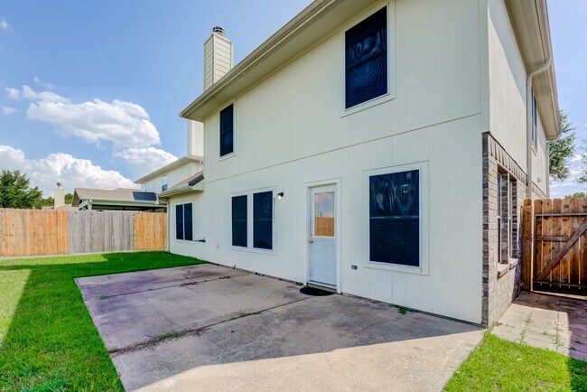 Building Photo - 21510 Juniper Meadows Dr