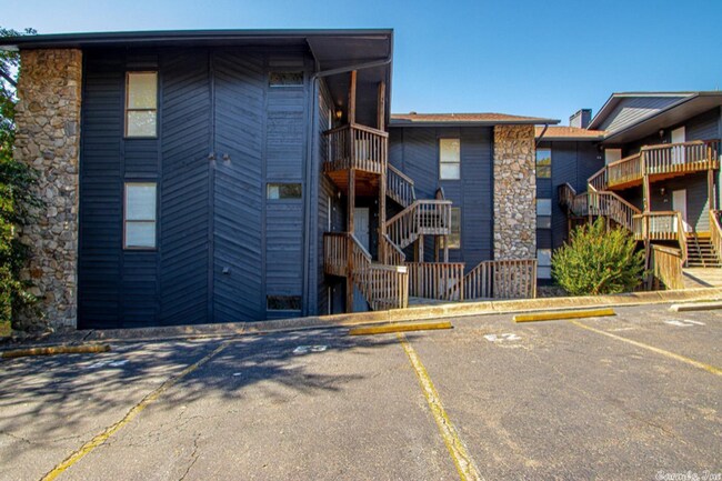 Building Photo - 203 Stearns Point