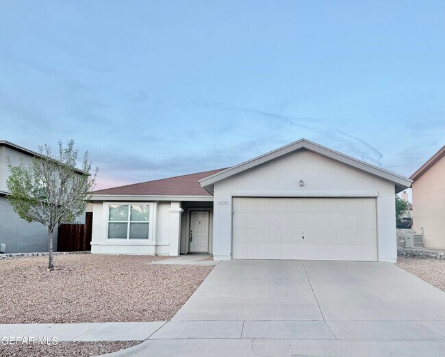 Building Photo - 1470 Senda Del Sol Ln