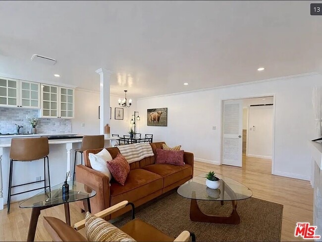 Building Photo - 1027 20th St