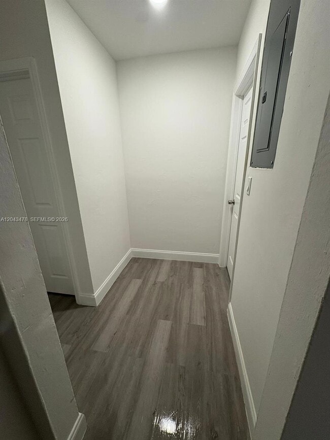 Building Photo - 225 SW 76th Ct