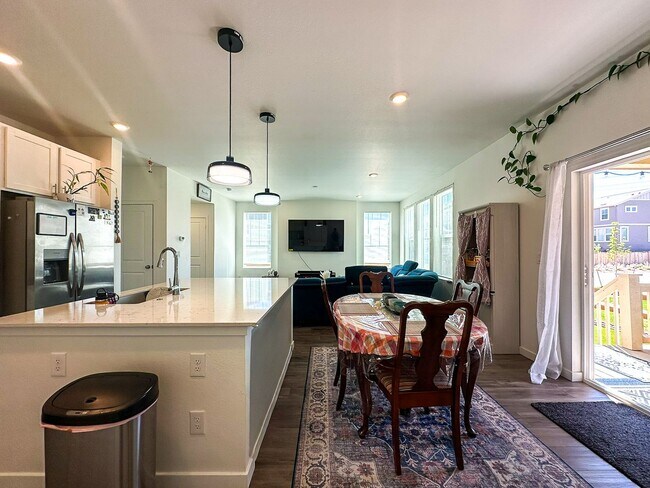 Building Photo - 9049 Bondcliff Ln