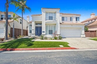 Building Photo - Gorgeous Costa Mesa Home in Gated Community!