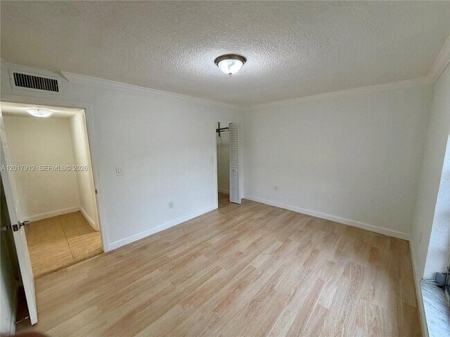 Building Photo - 9429 SW 76th St