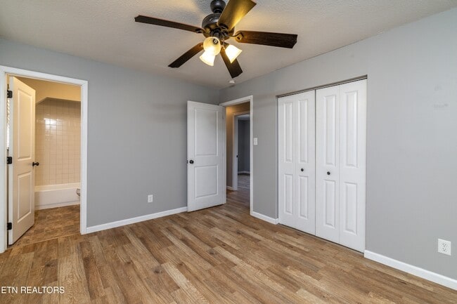 Building Photo - 5601 Ludbury Ln NW