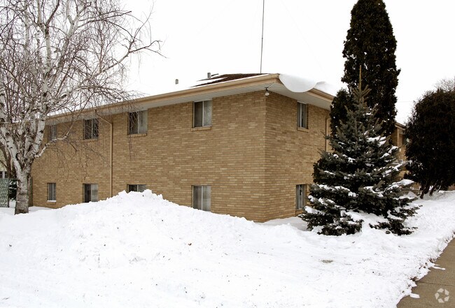 Primary Photo - 3219 3rd St N