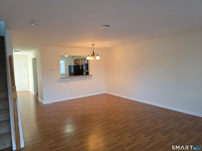 Building Photo - 148 Mathewson St