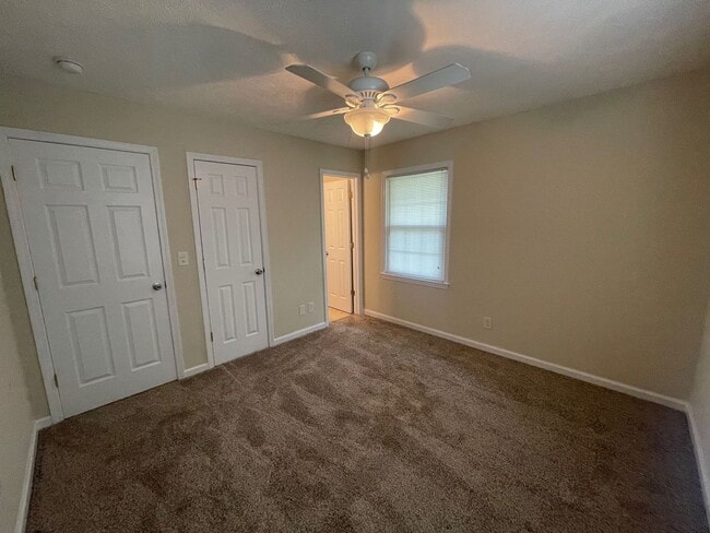 Building Photo - 5039 Coker St