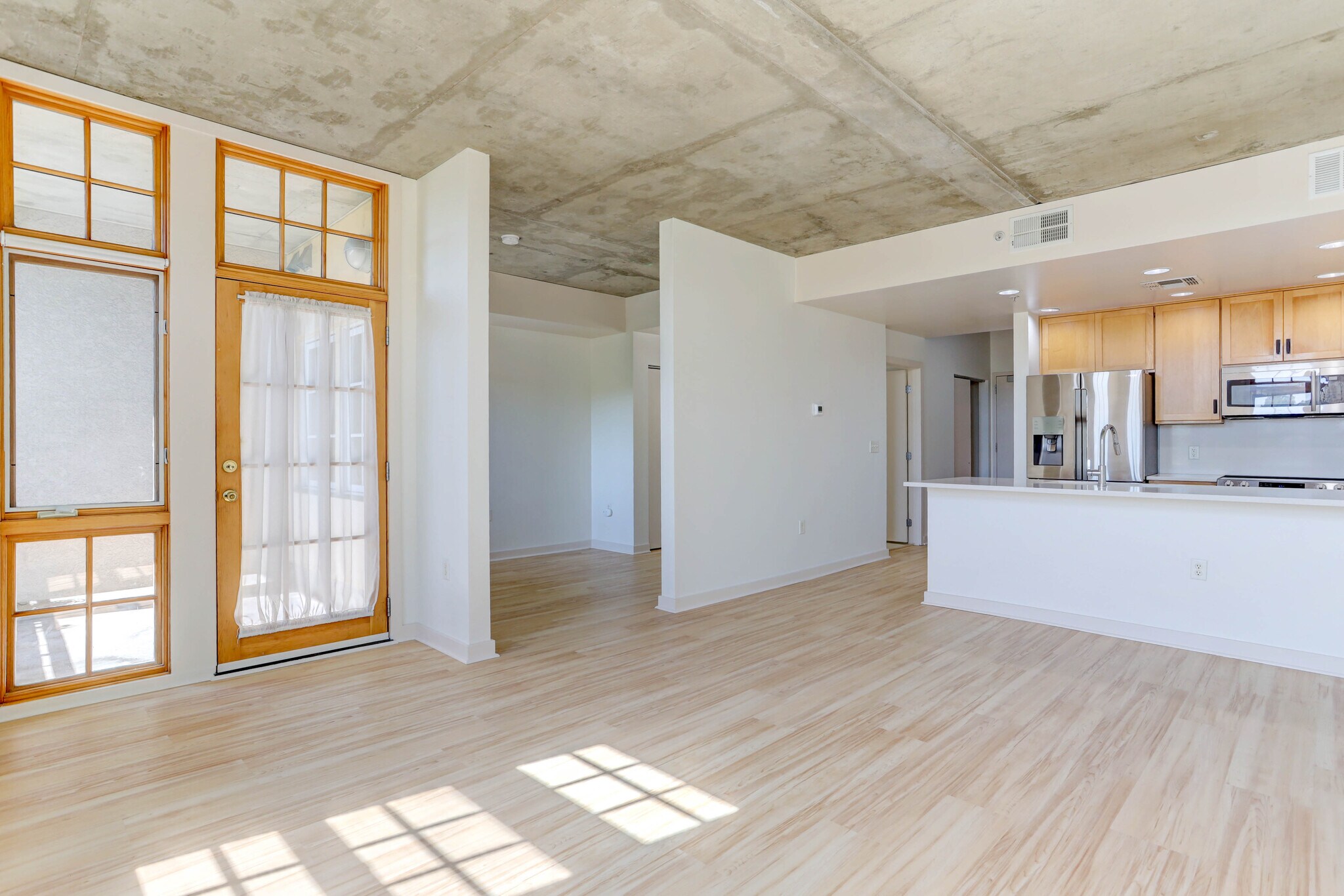 Building Photo - 275 S Harrison St
