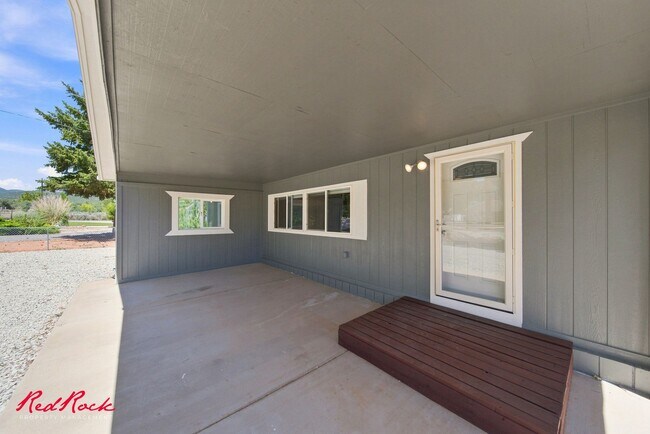 Building Photo - 408 Harmony Dr