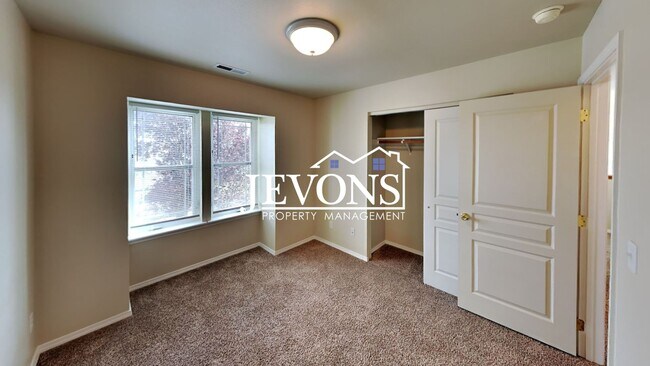 Building Photo - Enjoy this beautiful West Valley home with...