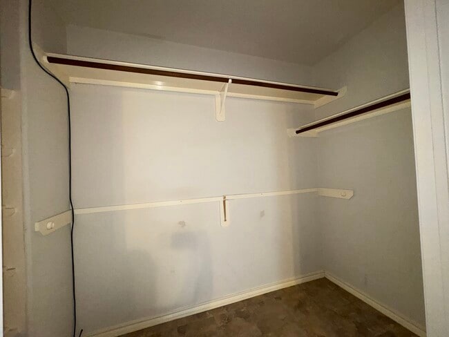 Building Photo - 15314 Carsen Bend Dr