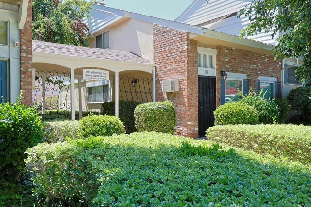 Building Photo - 4800 Williamsburg Ln