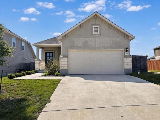 Building Photo - 366 Papaya Dr