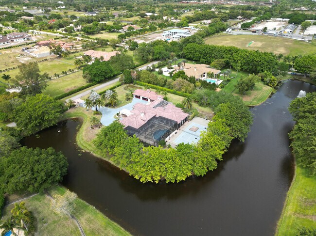Building Photo - 10058 El Caballo Ct
